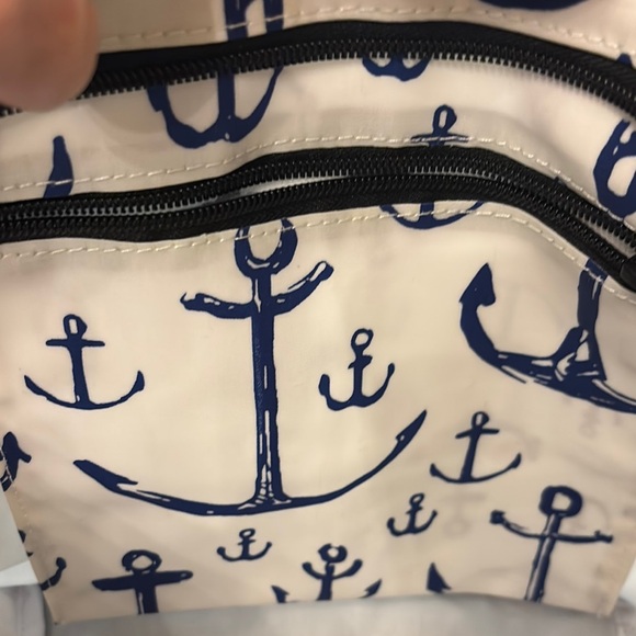Nautical Anchor Print Tote Bag - White and Navy - Picture 4 of 11